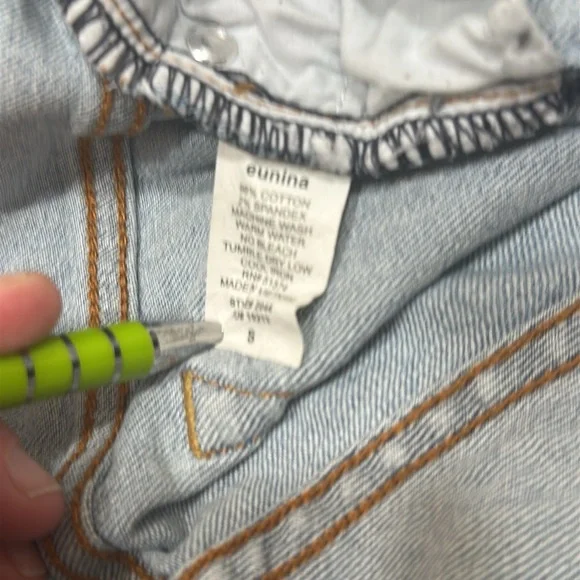 Eunina  shorts size small - Picture 7 of 7